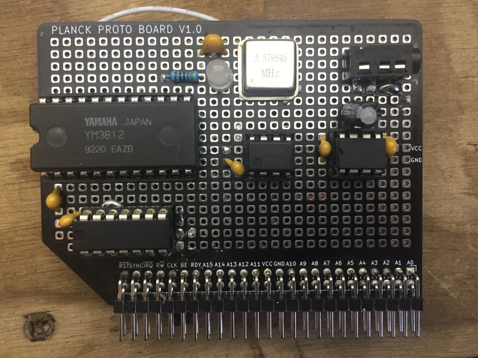 Planck prototype board for LCD
